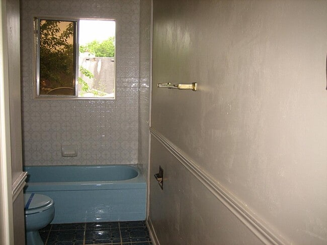 Building Photo - 4802 Dollar Reef Dr