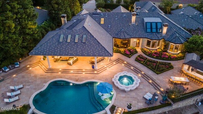 Building Photo - 4358 Cresthaven Dr