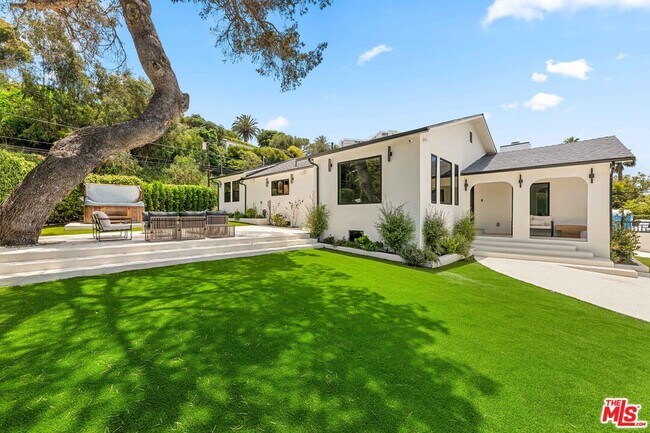 Building Photo - 266 Mabery Rd