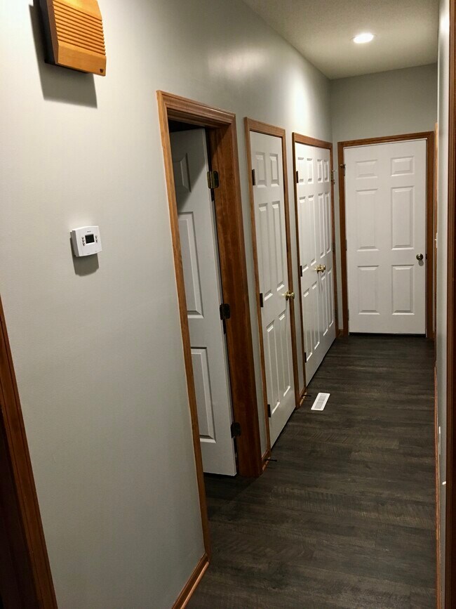 Building Photo - 23512 W 73rd St