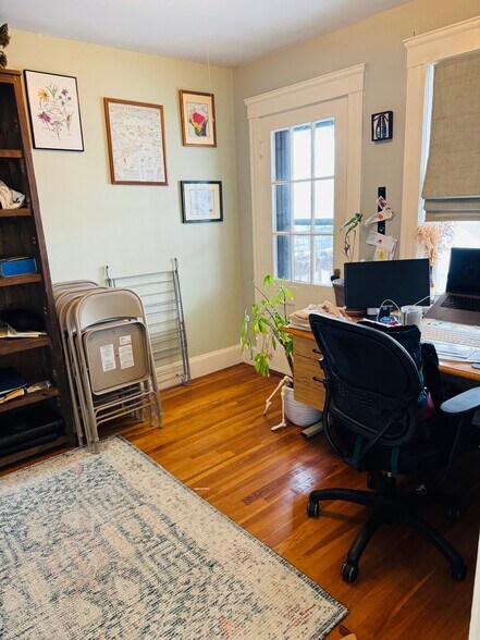 Building Photo - 106 Bennett St