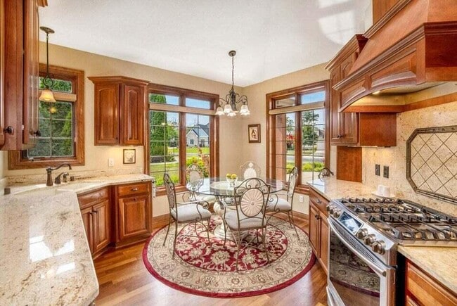 Building Photo - W162N5492 Westwind Dr