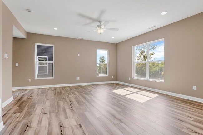 Building Photo - 7309 Celebration Dr