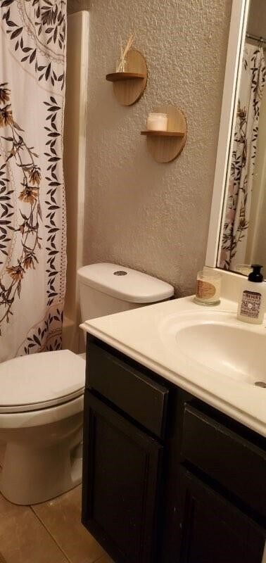 Building Photo - 254 Maple Ln