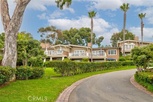 Building Photo - 5 Stickley Dr