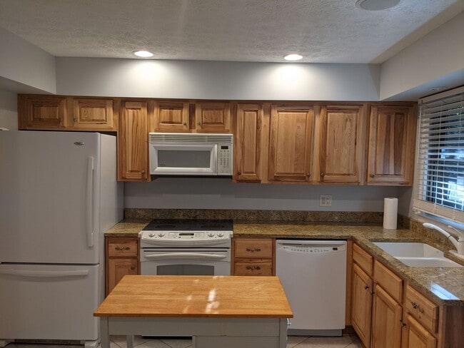 Building Photo - bamfo415