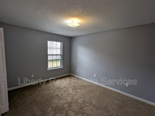 Building Photo - 215 Bridgemont Way