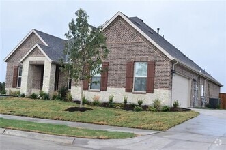 Building Photo - 1321 Maleck St