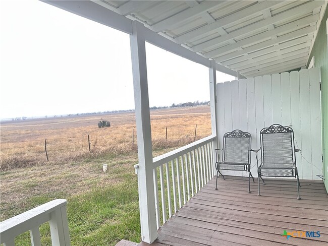 Building Photo - 158 Stockmen Ln