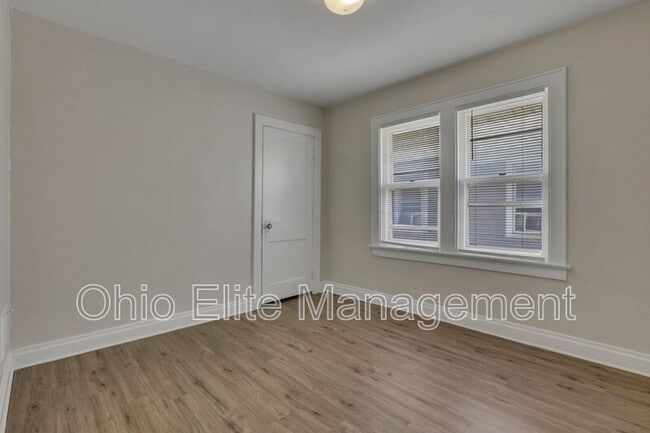 Building Photo - 43 N Chase Ave