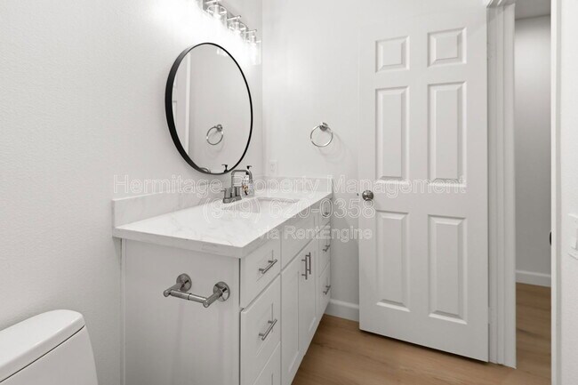 Building Photo - 26411 Stratford