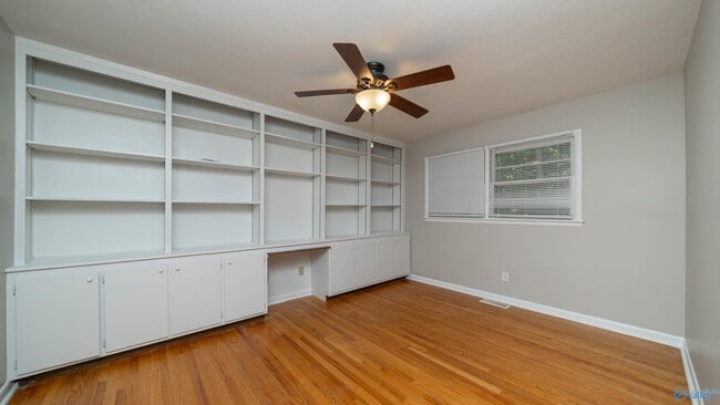Building Photo - 608 Mountain Gap Dr SE