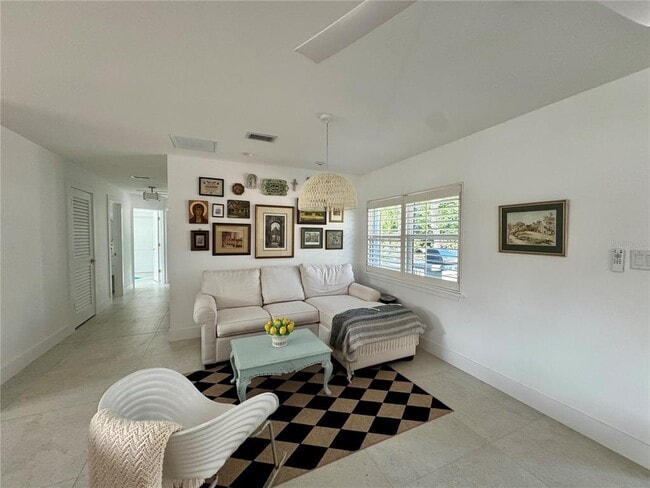 Building Photo - 7372 Melaleuca Way