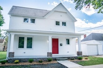 Building Photo - 209 Buffalo St