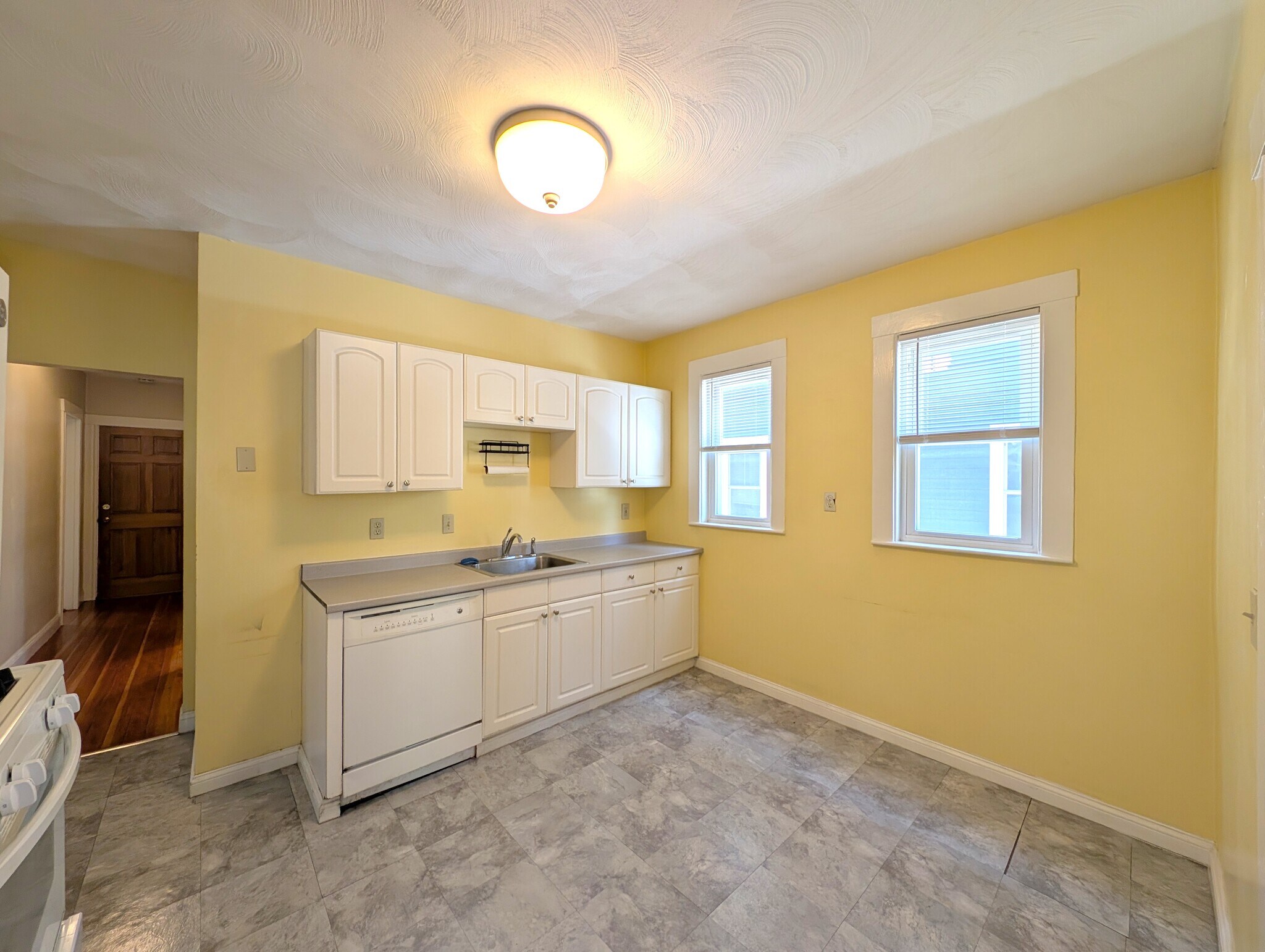 Building Photo - 79 Conwell Ave