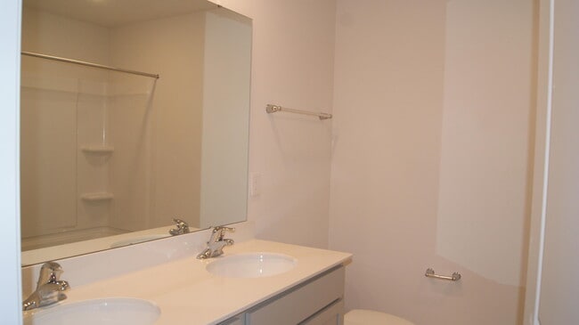 Building Photo - 188 Wall St