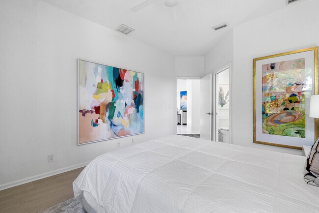 Building Photo - 2412 NW 67th St
