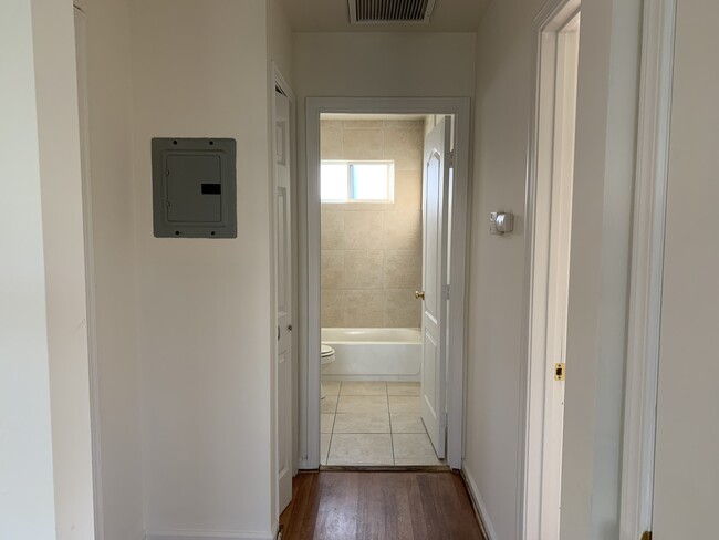 Building Photo - 4932 S Slauson Ave