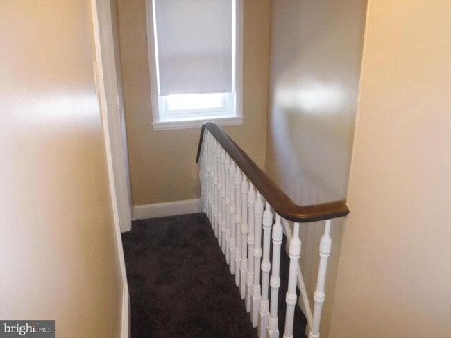 Building Photo - 540 George St