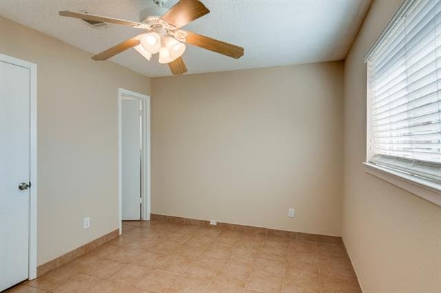 Building Photo - 611 Johns Dr
