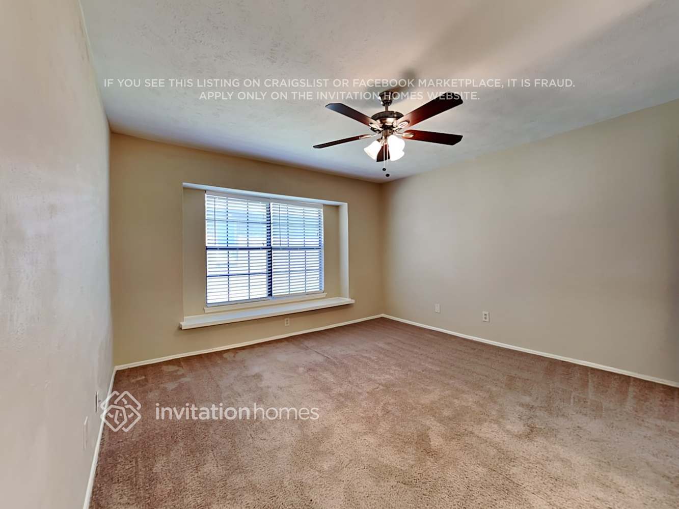 Building Photo - 2626 Hampshire Dr
