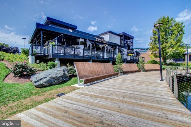 Building Photo - 529 Coral Reef Dr