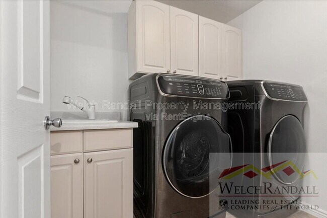 Building Photo - 179 E 2200 S