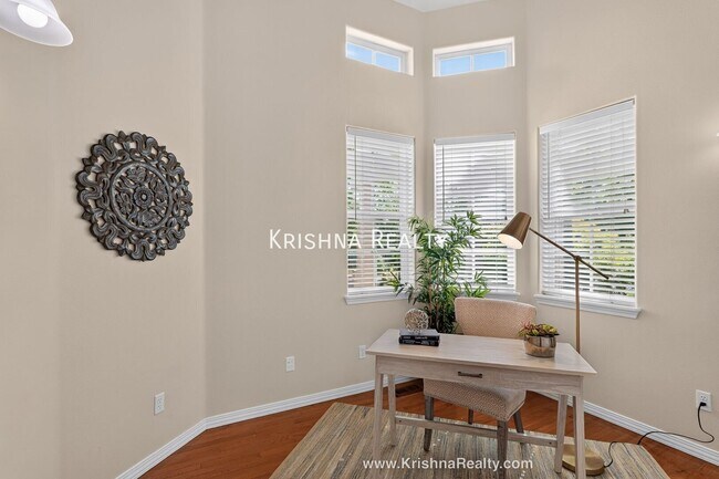 Building Photo - 14395 NW Lilium Dr