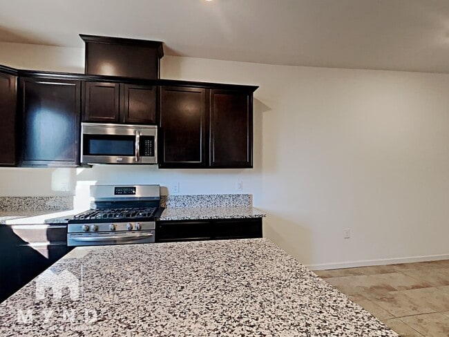 Building Photo - 2988 Silver River Ln