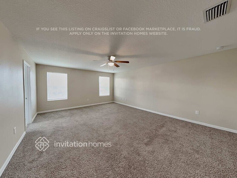 Building Photo - 18840 Deer Tracks Loop