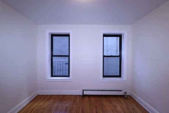 Building Photo - 1 bedroom in Queens NY 11354