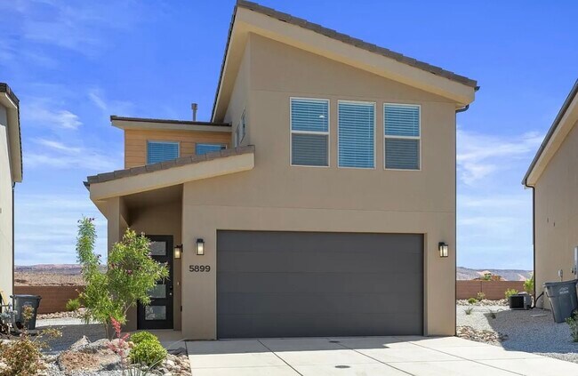 Building Photo - 5868 S Mythical Ln