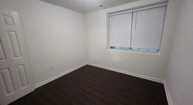 Building Photo - 1857 Cedar Cove Way