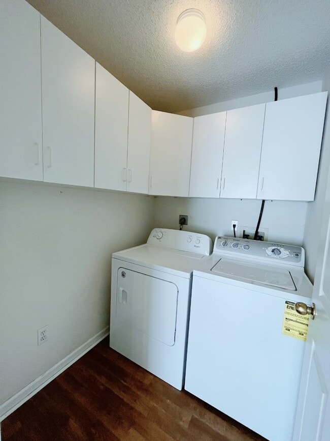 Building Photo - 192 Sugar Plum Dr