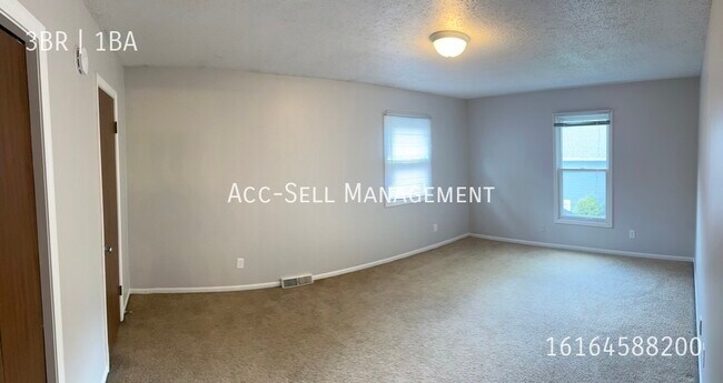 Building Photo - 6450 Bella Vista Dr NE