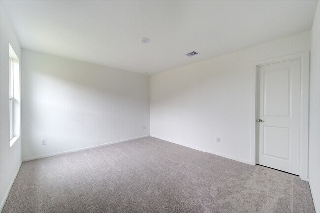 Building Photo - 26811 Prairie Smoke Ln