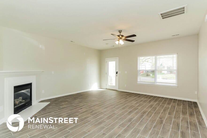 Building Photo - 5229 Stowe Derby Dr