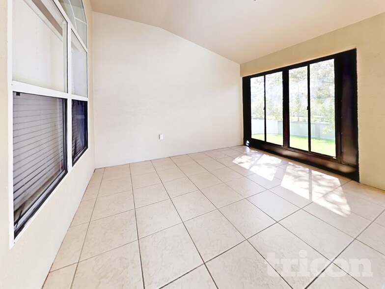 Building Photo - 13386 Teaberry Ln