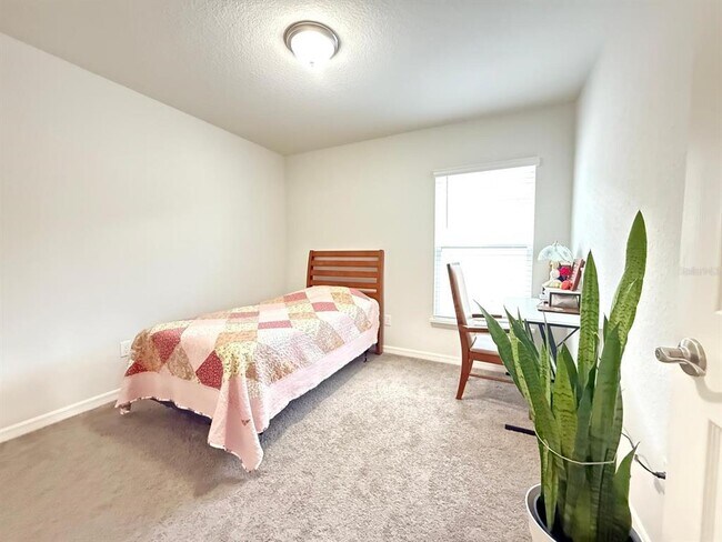 Building Photo - 413 Windy Willow Wy