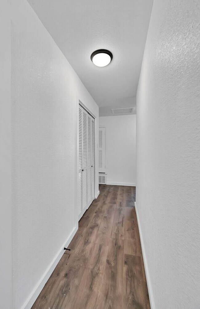 Building Photo - 5311 Tennyson Dr