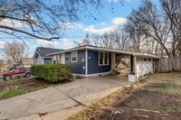 Building Photo - 2112 N Marion Ave