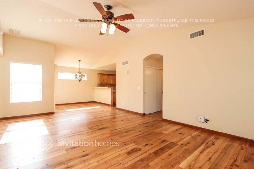 Building Photo - 18285 N 87th Dr