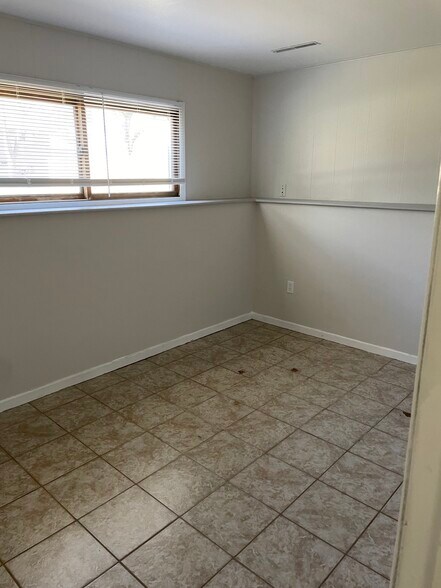 Building Photo - 444 29th Ave N