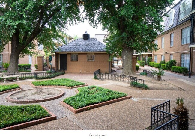 Building Photo - Diamond Hill at Westheimer