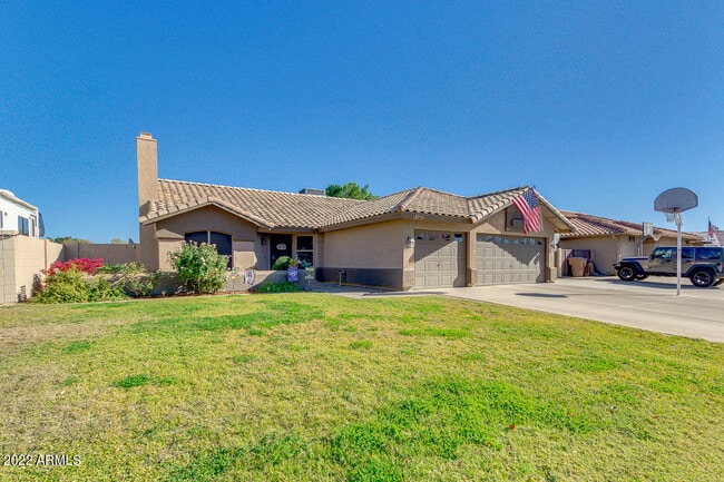 Building Photo - 12719 N 72nd Ave