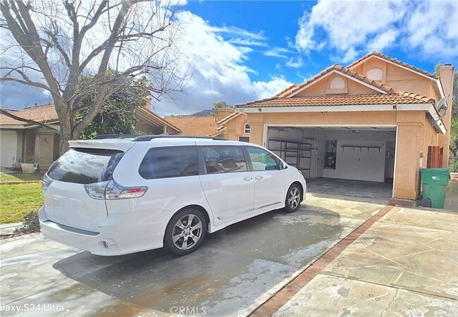 Building Photo - 9855 Sycamore Canyon Rd