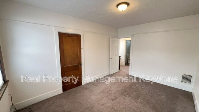 Building Photo - 709 Woodward Ave