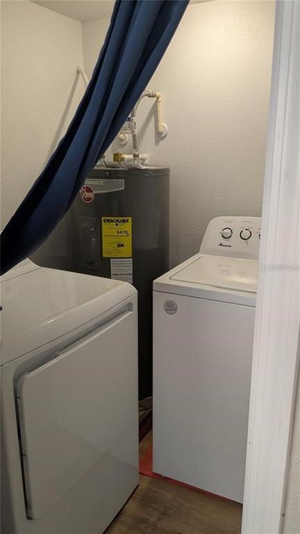 Building Photo - 1948 Lake Atriums Cir