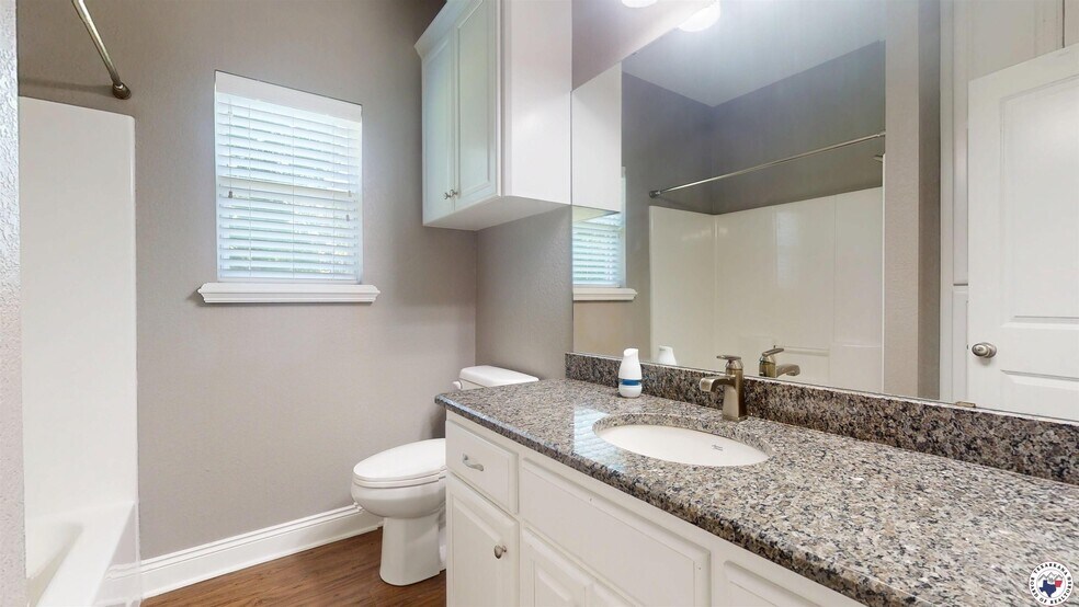 Building Photo - 6908 Woodmere Ct