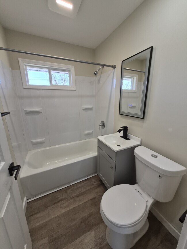 Building Photo - 8515 Georgiana Ln